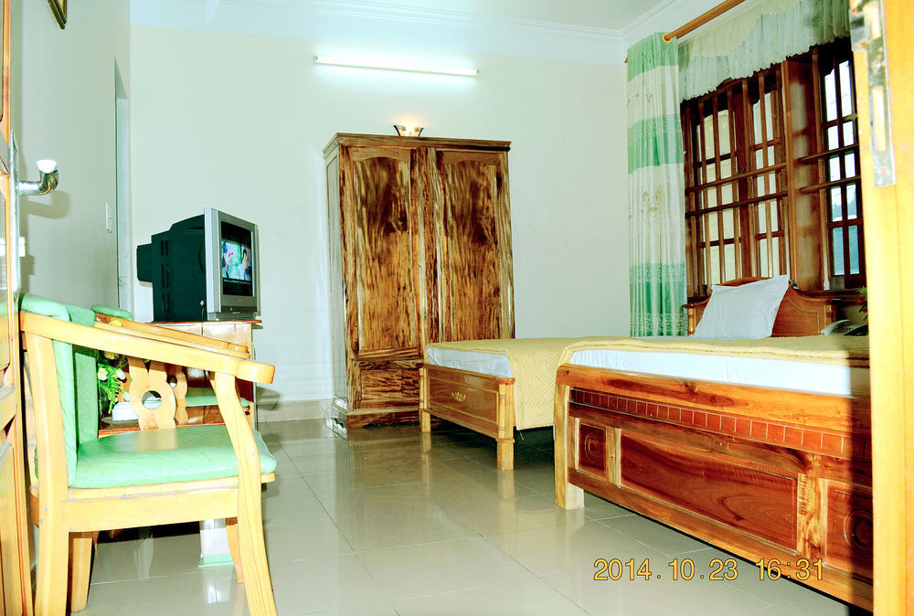 Hoang Ngoc Hotel Dong Khe Sau 외부 사진