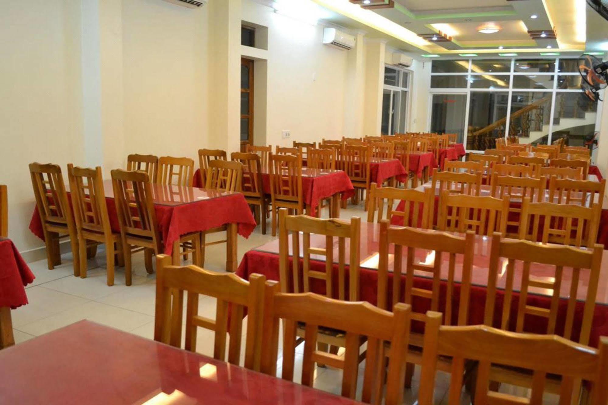 Hoang Ngoc Hotel Dong Khe Sau 외부 사진