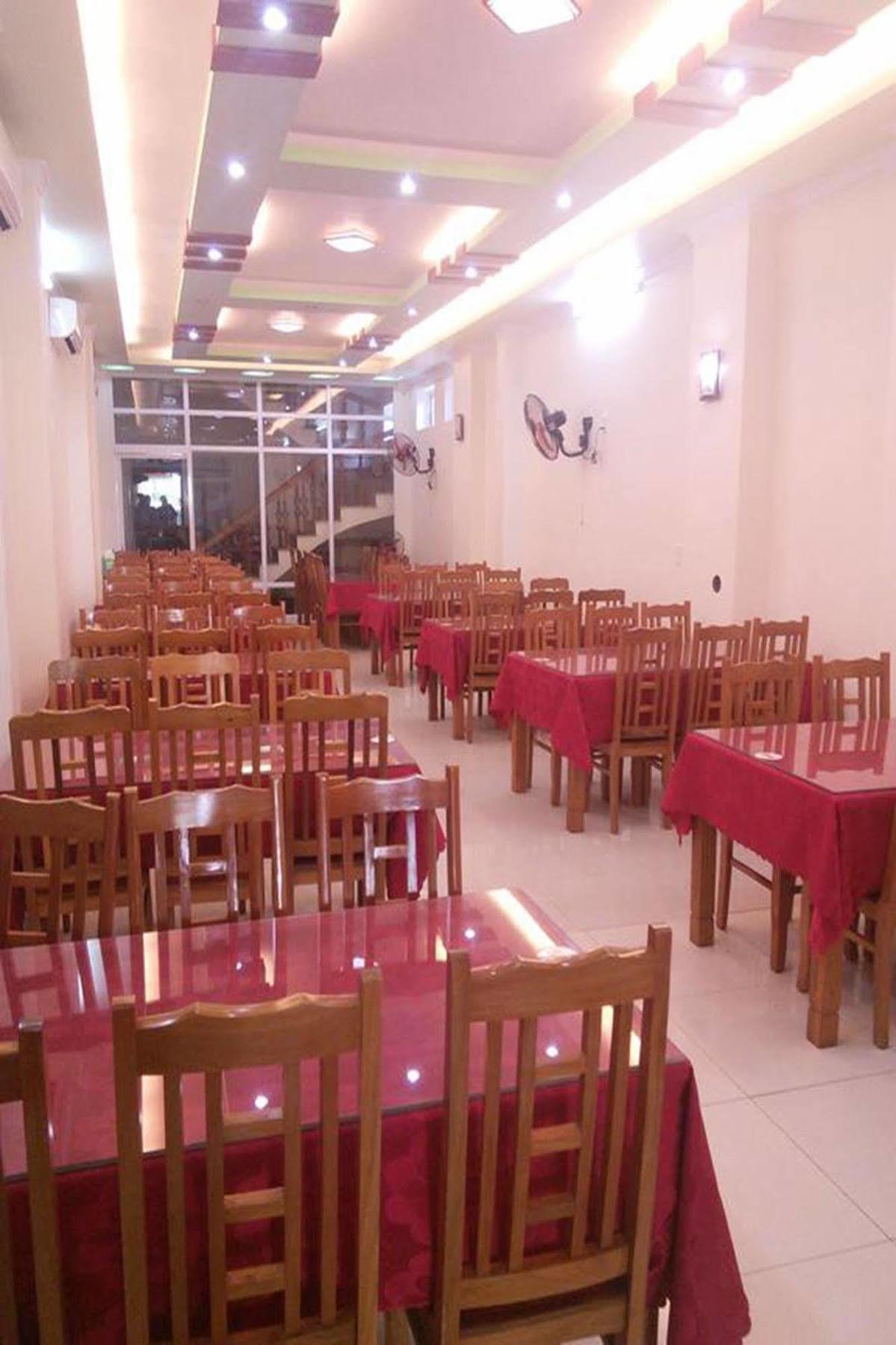 Hoang Ngoc Hotel Dong Khe Sau 외부 사진