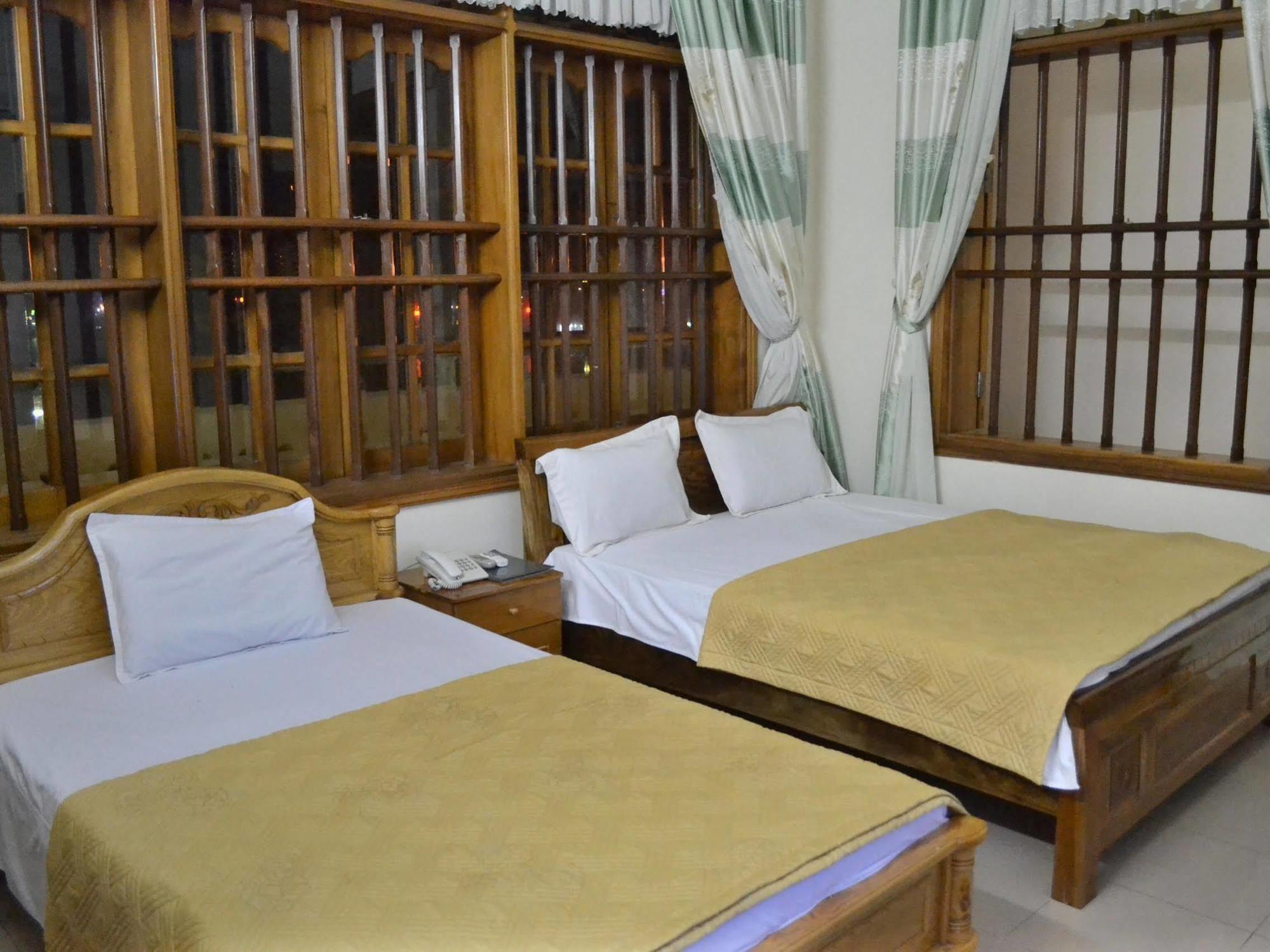 Hoang Ngoc Hotel Dong Khe Sau 외부 사진