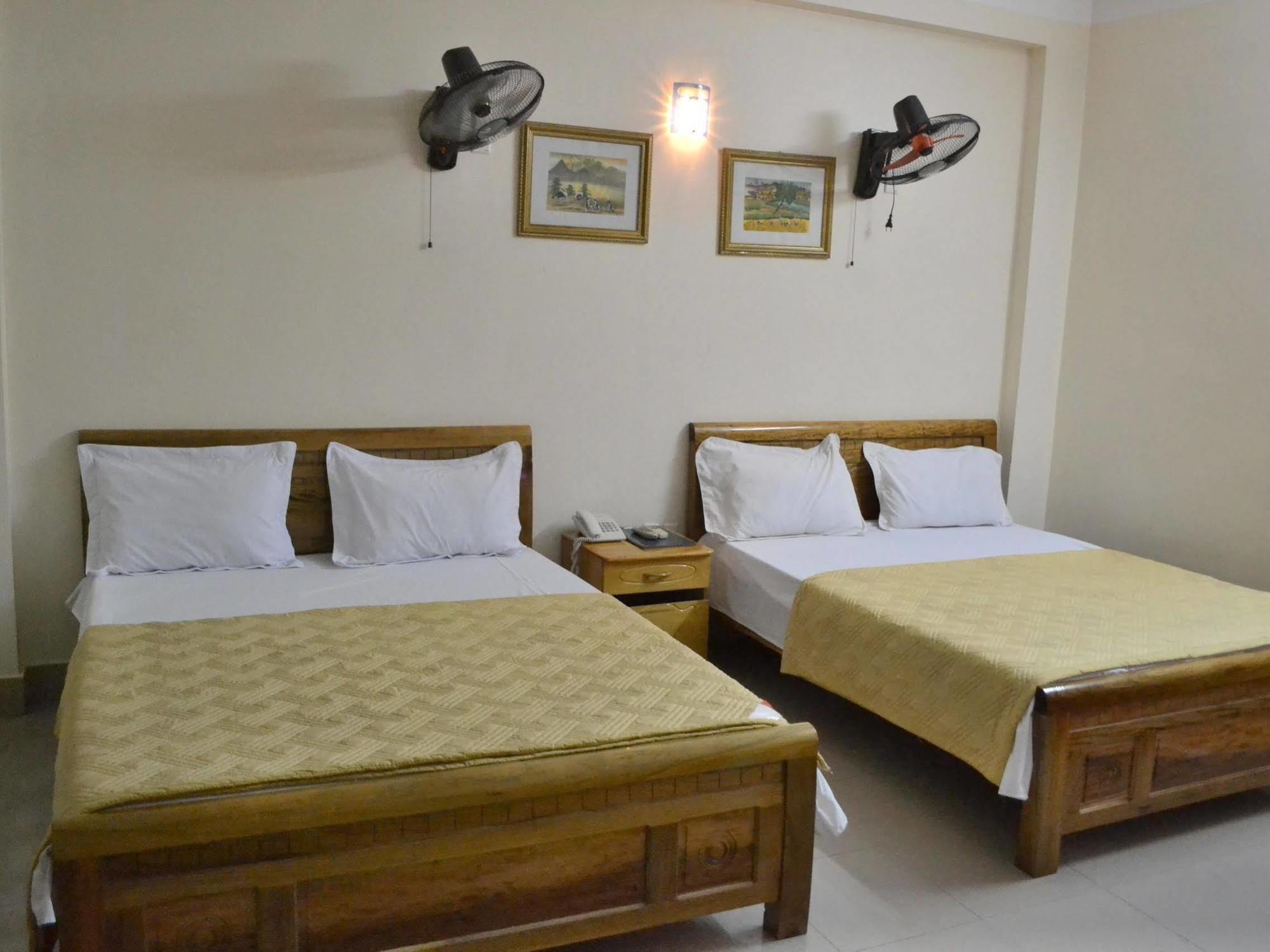 Hoang Ngoc Hotel Dong Khe Sau 외부 사진