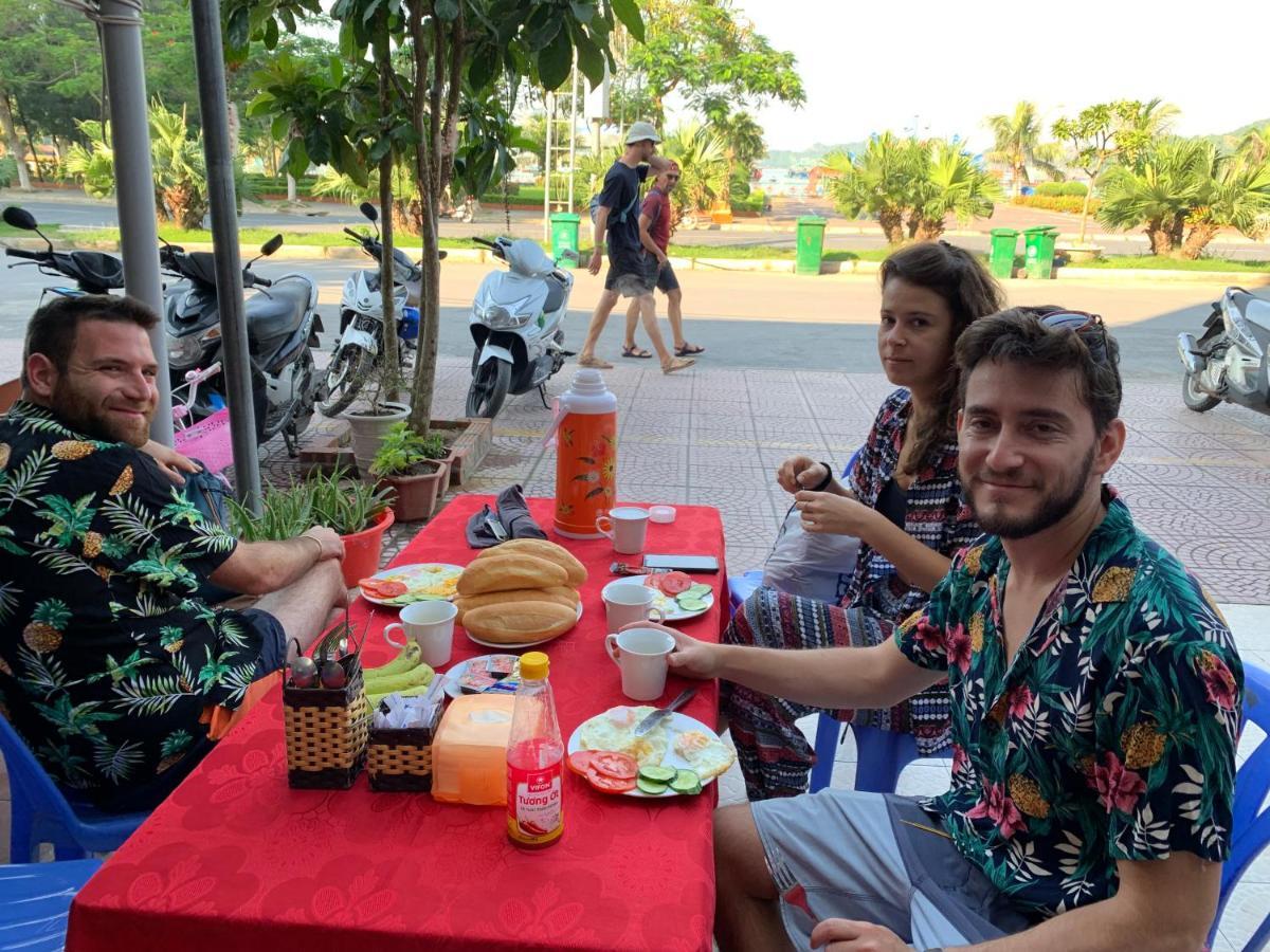 Hoang Ngoc Hotel Dong Khe Sau 외부 사진